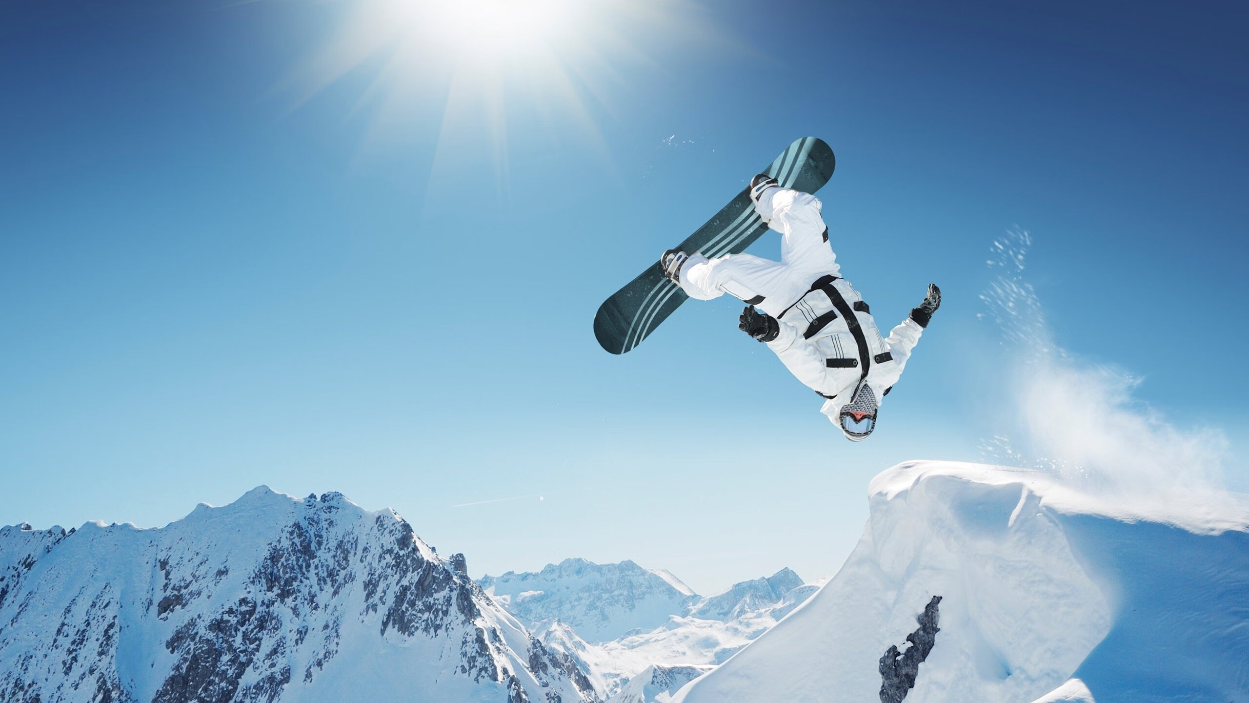 九游下载中心-经典钩挂：那些年让人大呼过瘾的超车瞬间